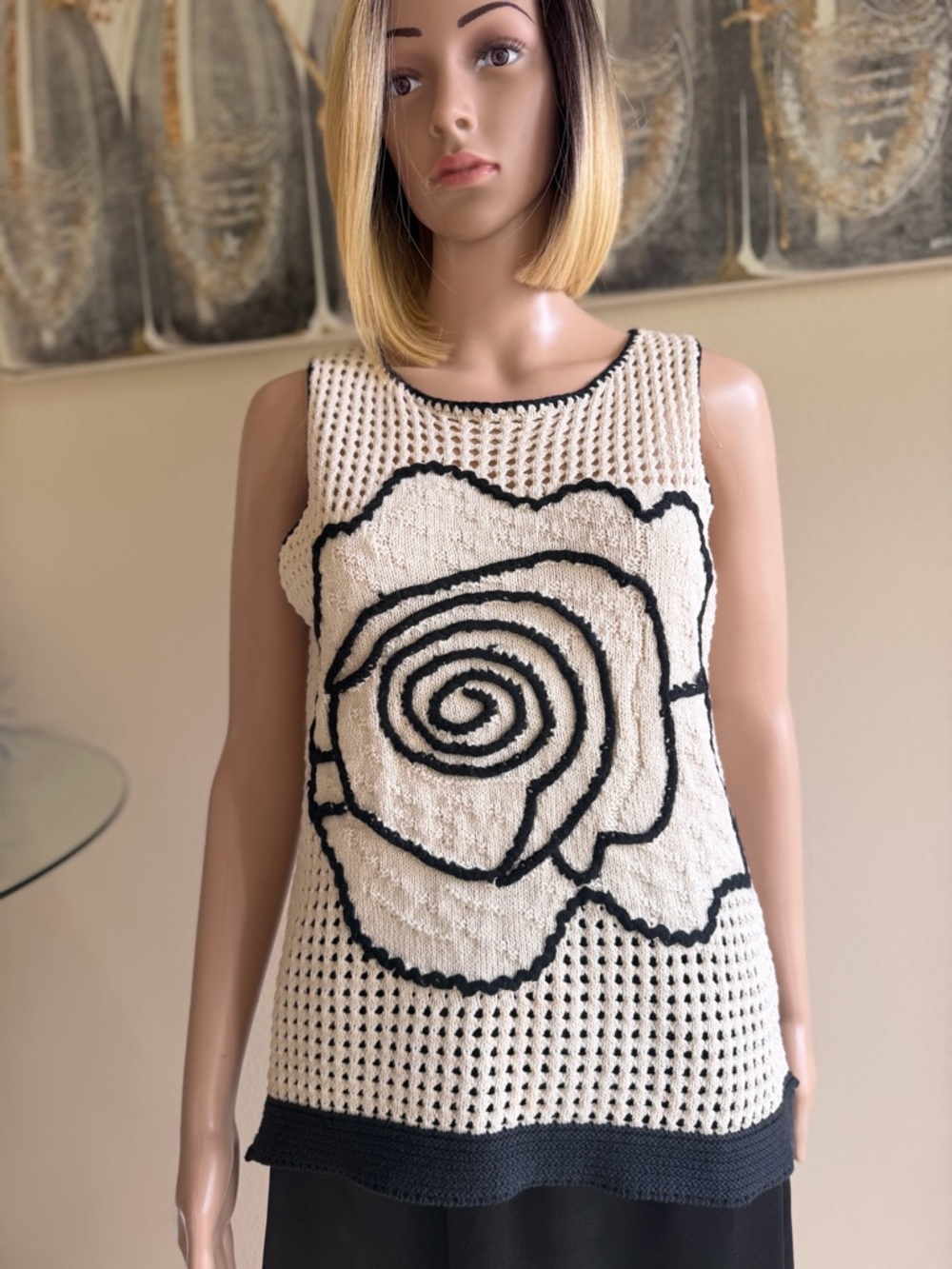 Women’s Cream and Black Sleeveless Knit Top